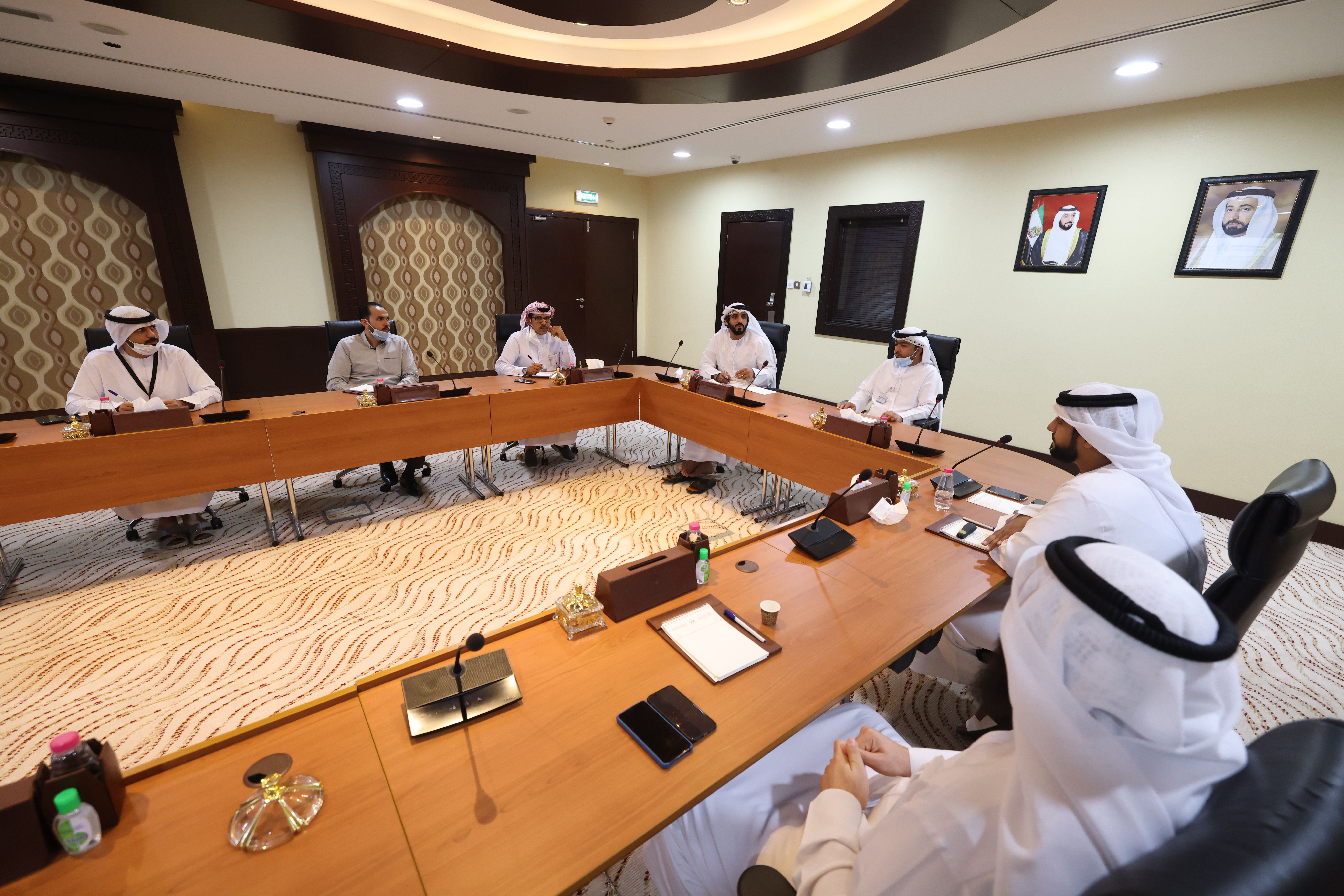 Sharjah Economic Development Department “SEDD” received a delegation from Umm Al Quwain Department of Economic Development to discuss ways of cooperation